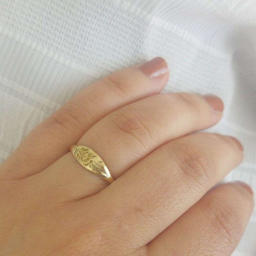 Gold Plated Flower Carved Unique Fashion Vintage Ring for Women, L032 - Picture 3 of 5